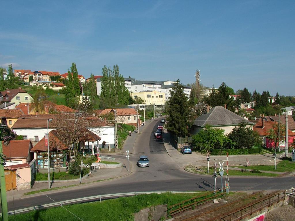 Imola Hostel Eger Eksteriør bilde